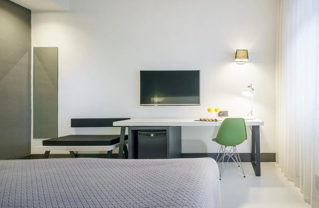 Hotel Ilunion Bilbao 3*,  Spain